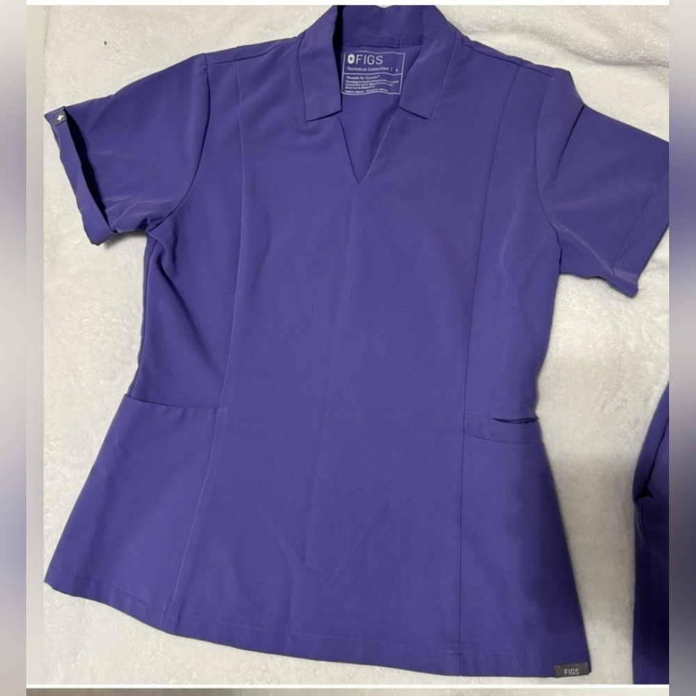 (S) Women’s Amethyst Inala Slip Scrub top